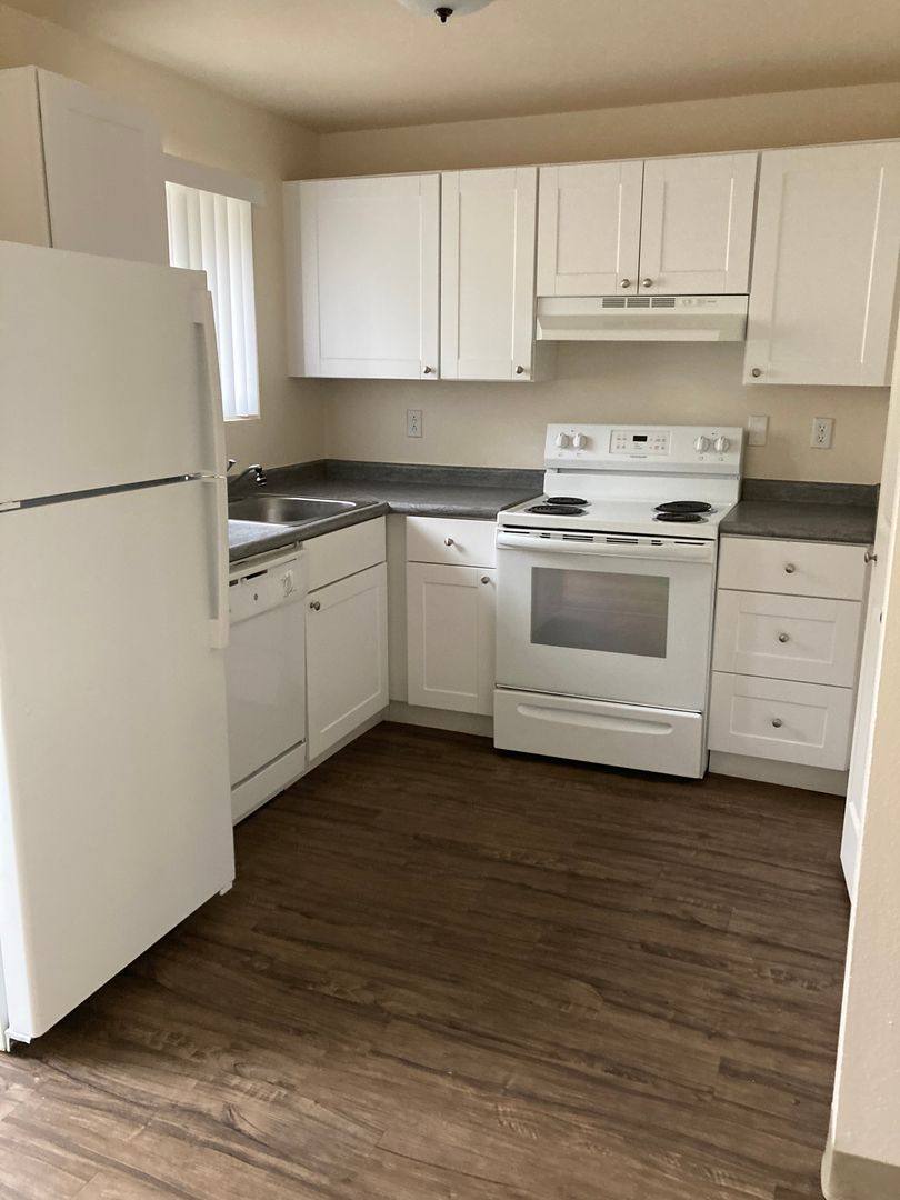 Townhouse for rent at 11461-11549 SW 98th Ave, Portland, OR 97223