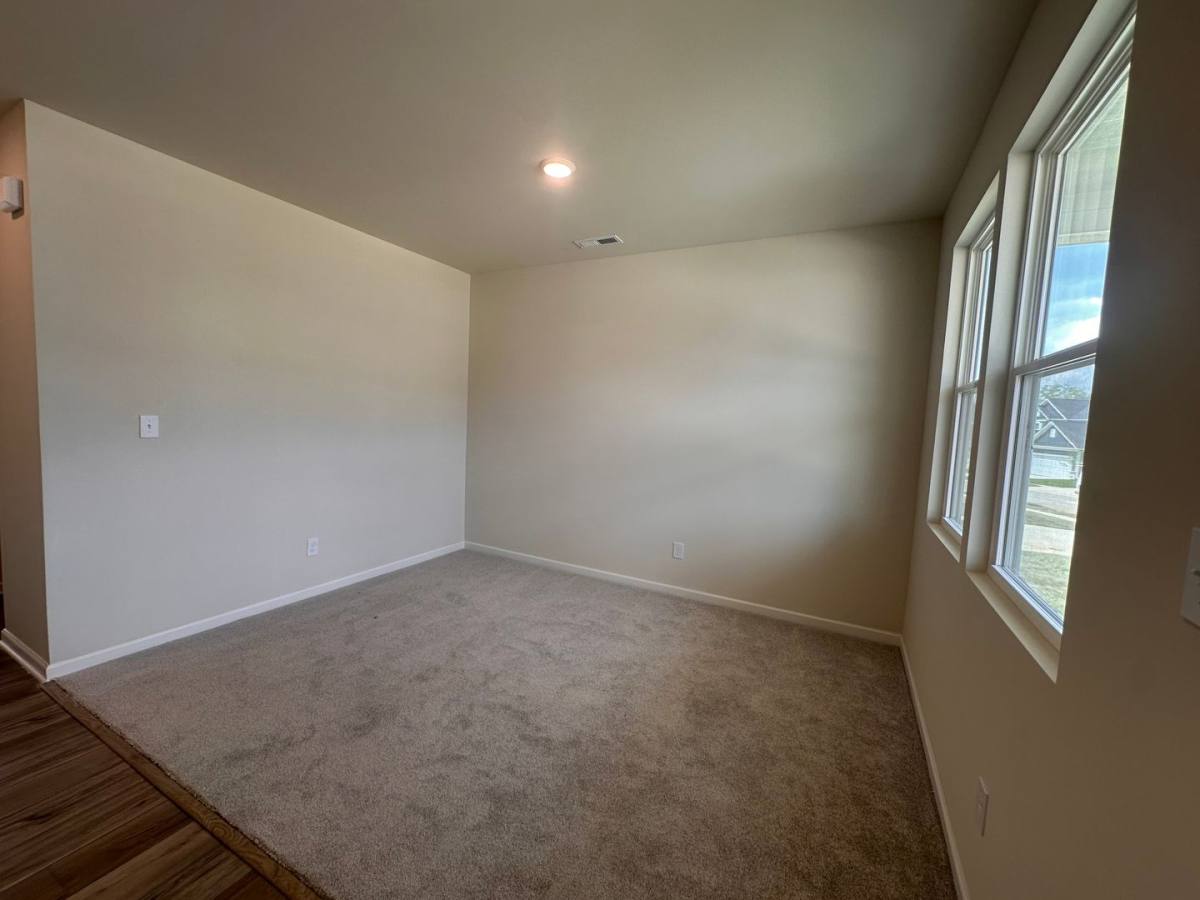 Apartment for rent at 16913 Aiken Ridge Circle, Louisville, KY 40245