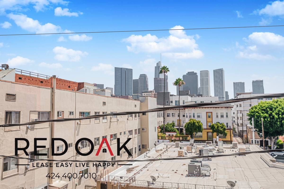 Condo for rent at 744 Beacon Ave, Los Angeles, CA 90017
