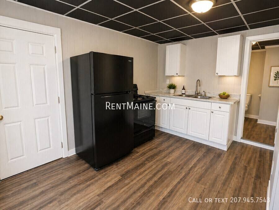 Apartment for rent at 468 Union St #2, Bangor, ME 04401