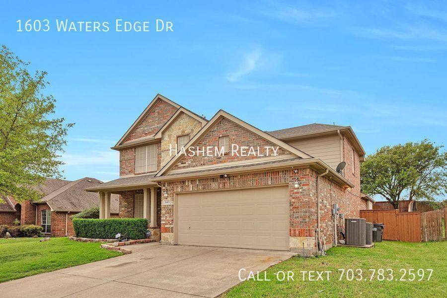 House for rent at 1603 Waters Edge Dr, Red Oak, TX 75154