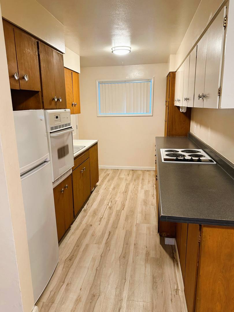 Apartment for rent at 572 W 12th Ave, Eugene, OR 97401
