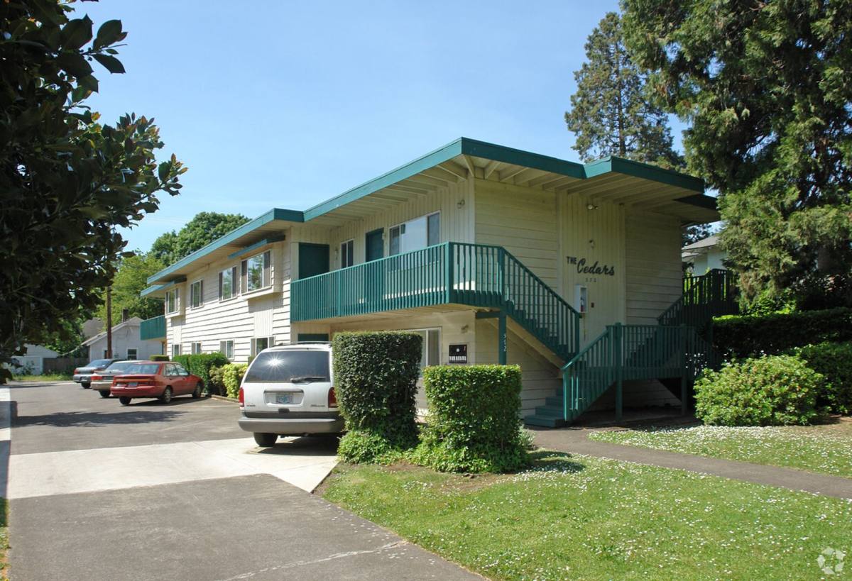 Apartment for rent at 572 W 12th Ave, Eugene, OR 97401
