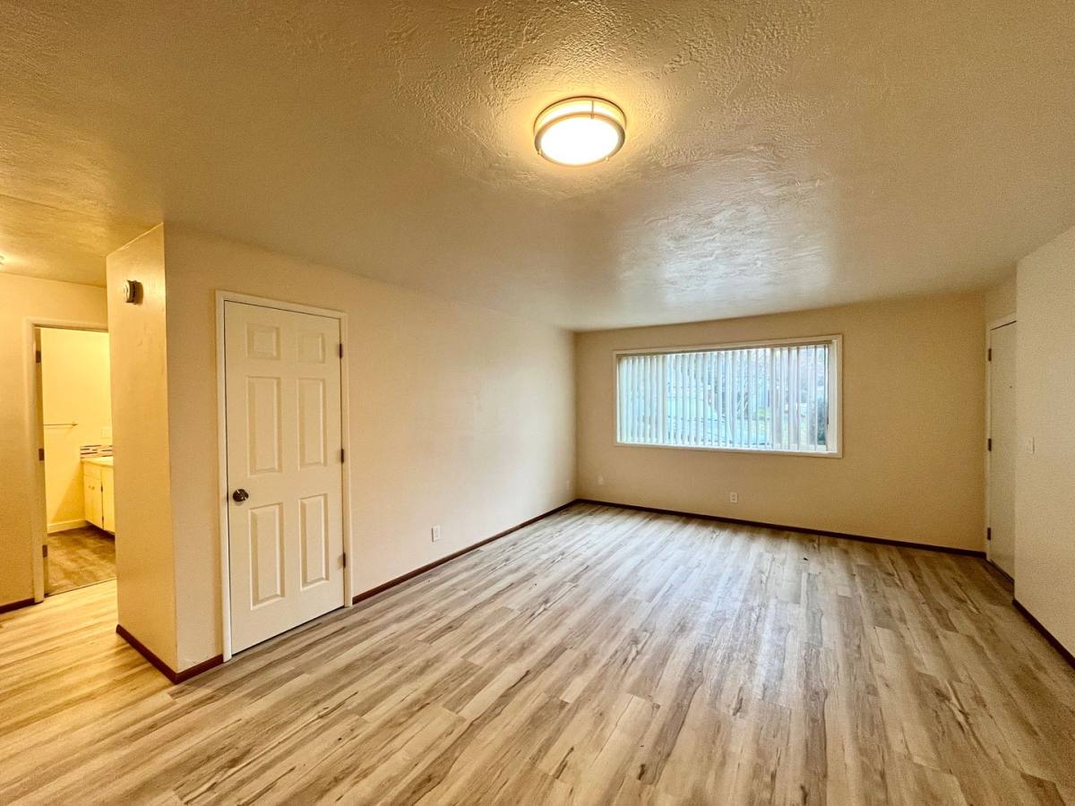 Apartment for rent at 572 W 12th Ave, Eugene, OR 97401