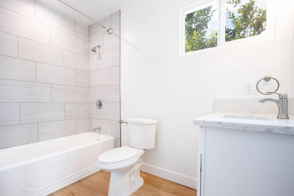 Apartment for rent at 1118 Lyman Place, Los Angeles, CA 90029