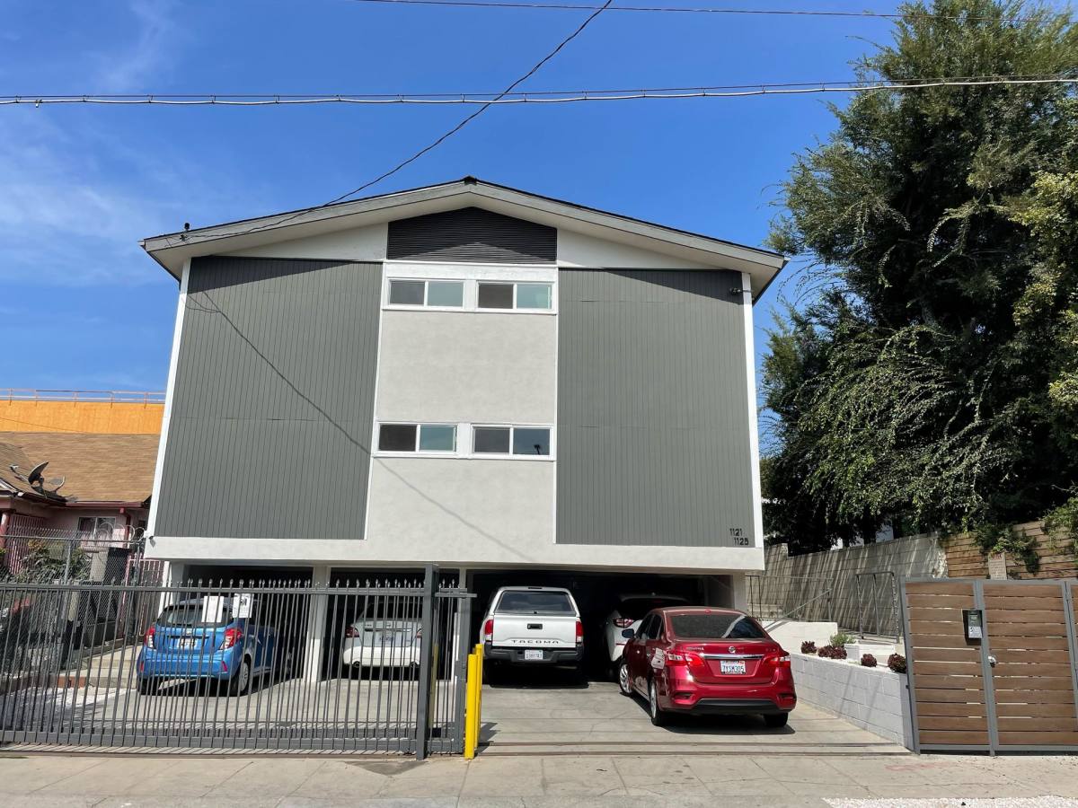 Apartment for rent at 1118 Lyman Place, Los Angeles, CA 90029