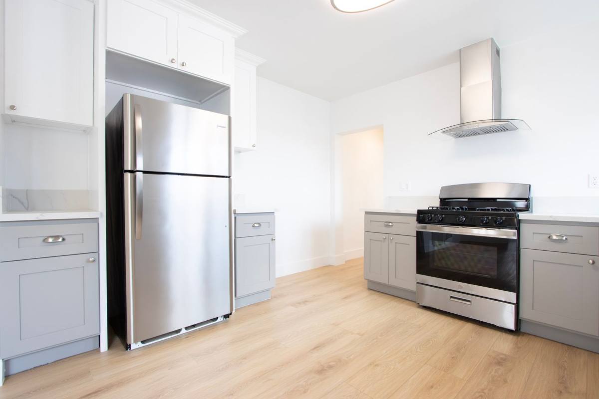 Apartment for rent at 1118 Lyman Place, Los Angeles, CA 90029