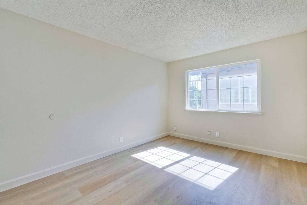 Apartment for rent at 105 Roundtable Dr, San Jose, CA 95111