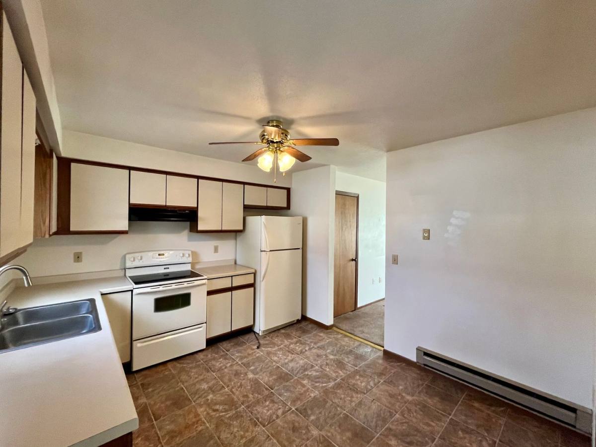 Apartment for rent at 602 Hollywood Dr, Merrill, WI 54452