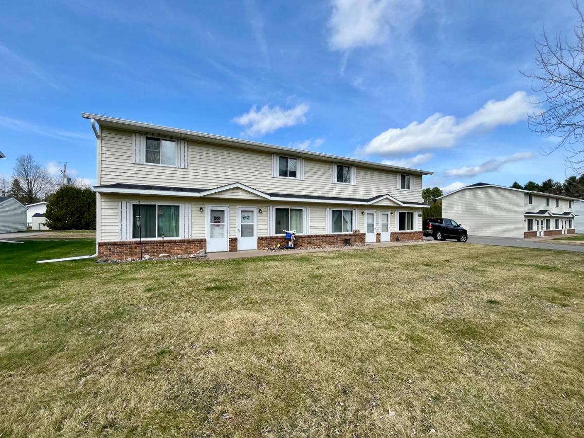 Apartment for rent at 602 Hollywood Dr, Merrill, WI 54452