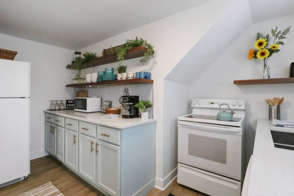 House for rent at 816 Wisconsin St, Lake Geneva, WI 53147