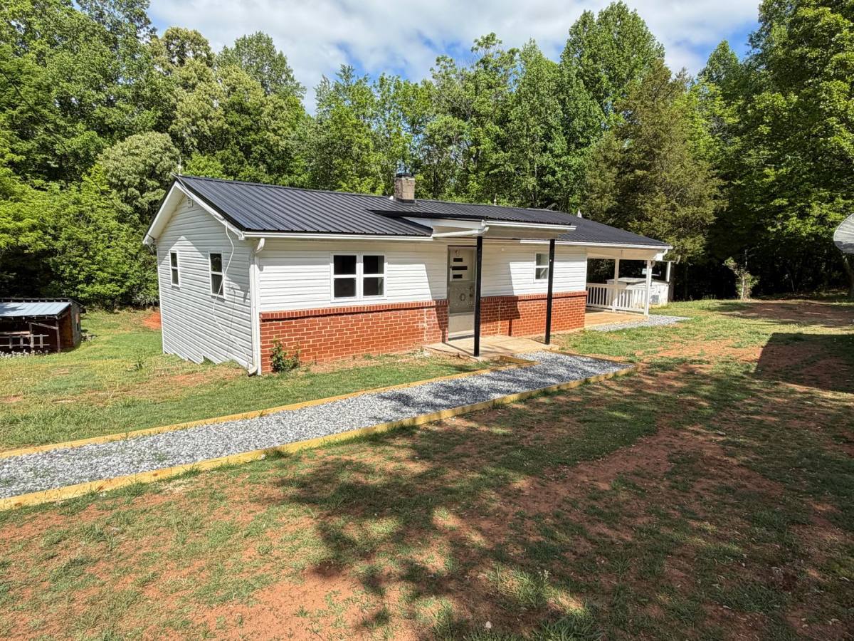House for rent at 4685 Harmony Highway, Hamptonville, NC 27020