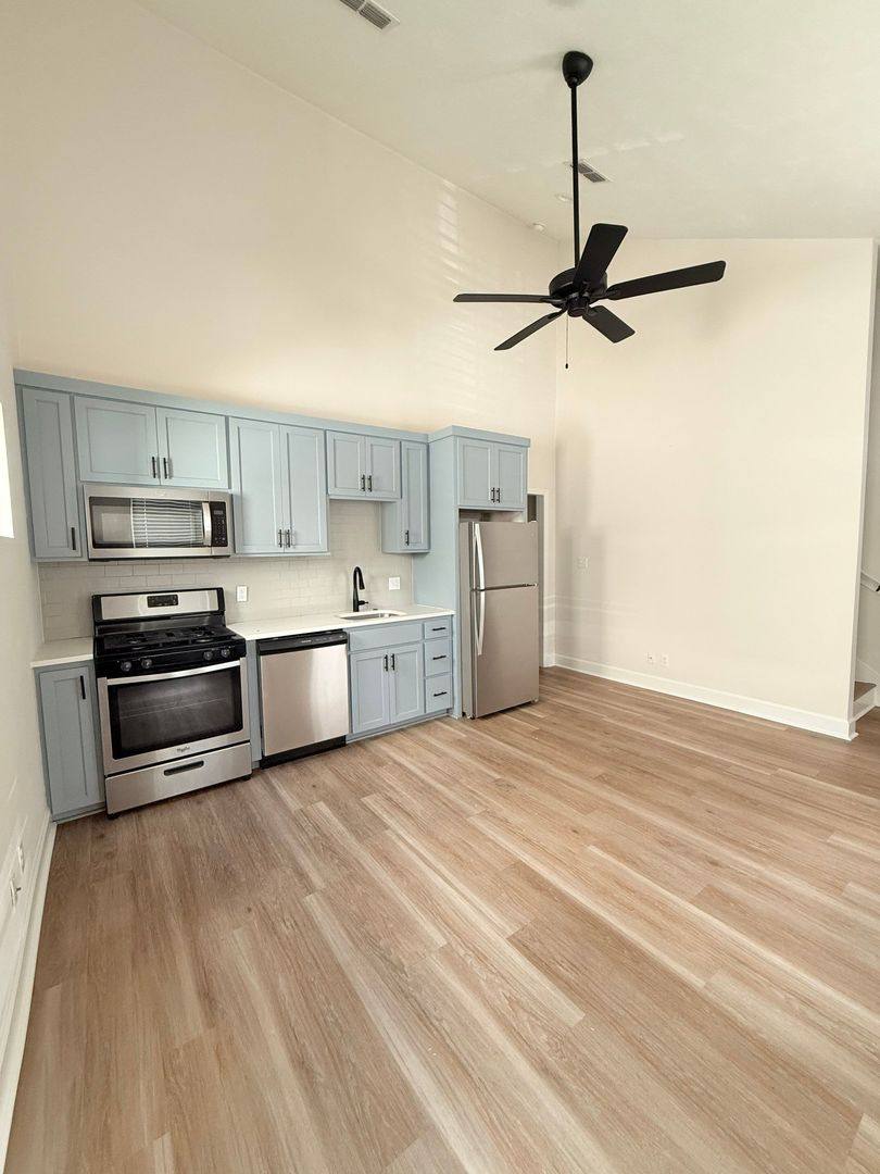 Apartment for rent at 1327 N Bronough St, Tallahassee, FL 32303