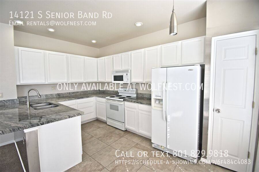 Townhouse for rent at 14121 S Senior Band Rd, Draper, UT 84020