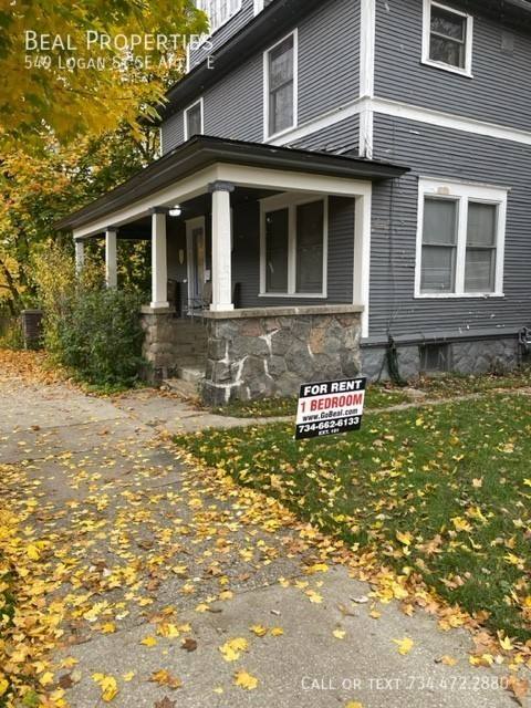 Apartment for rent at 549 Logan St SE E, Grand Rapids, MI 49503