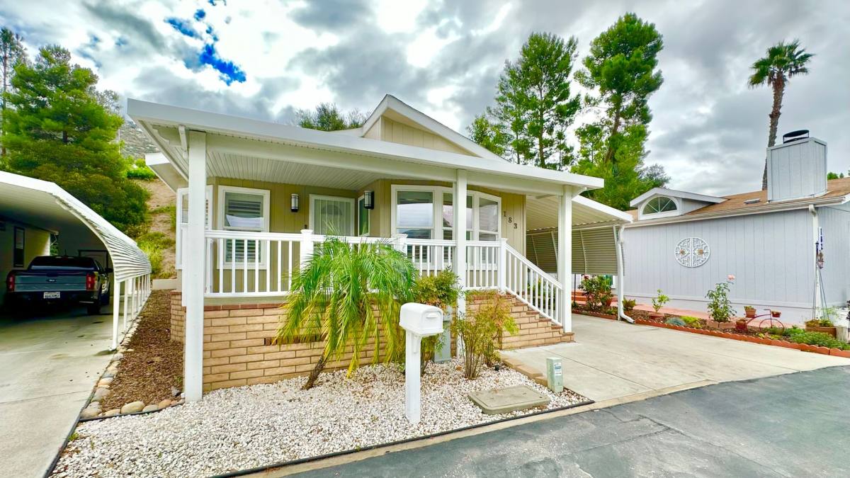 House for rent at 8975 Lawrence Welk Dr, Escondido, CA 92026