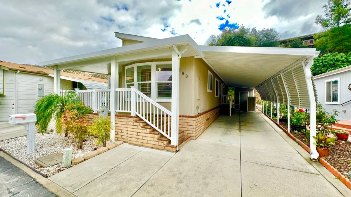 House for rent at 8975 Lawrence Welk Dr, Escondido, CA 92026