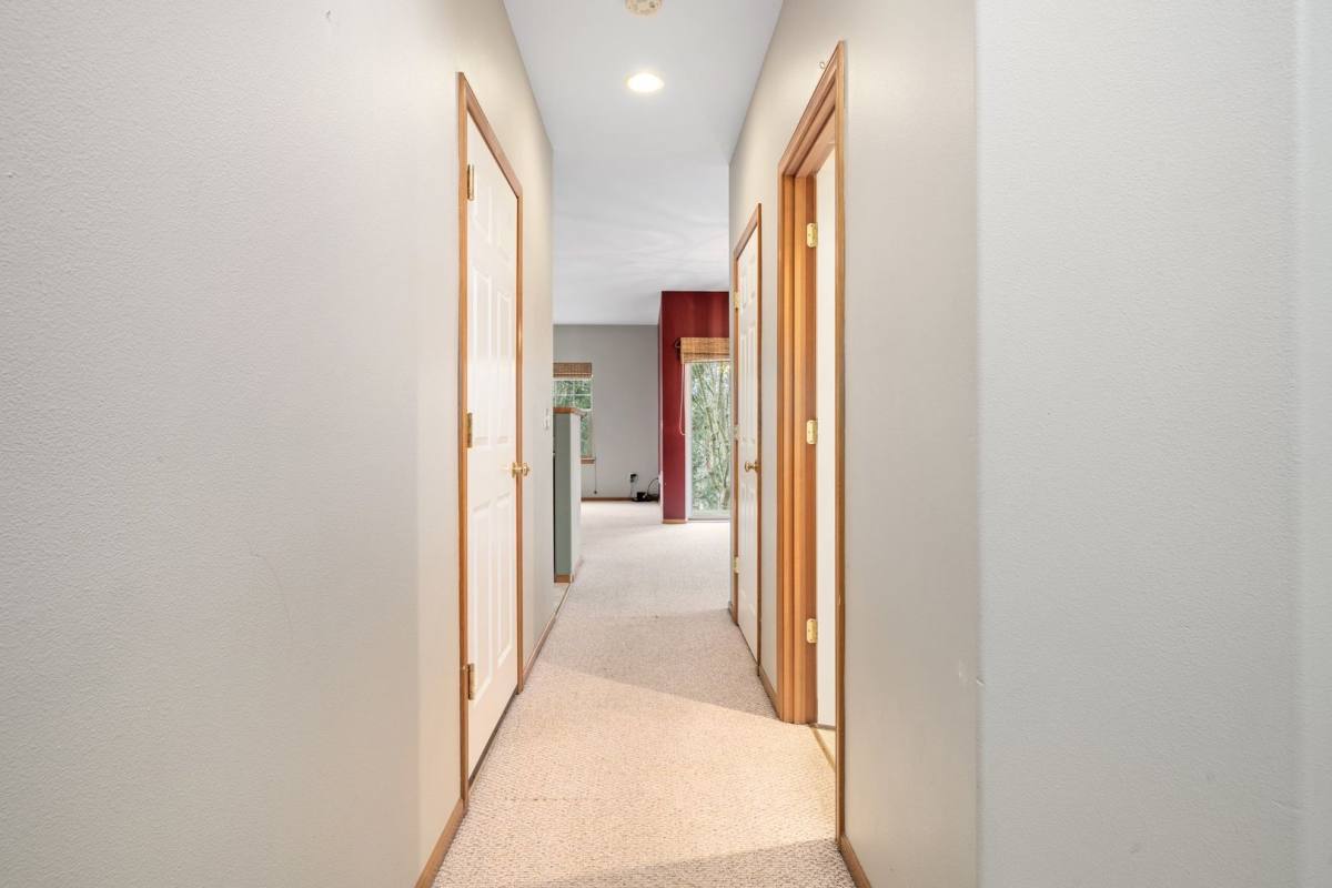 Townhouse for rent at 10618 Kingston Meadow Circle, Kingston, WA 98346