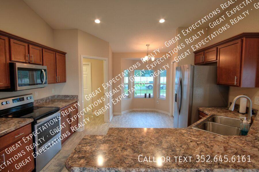House for rent at 11302 SW 62nd Circle, Ocala, FL 34476