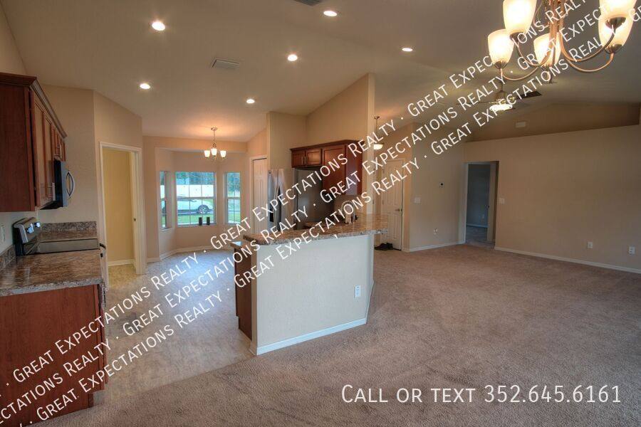 House for rent at 11302 SW 62nd Circle, Ocala, FL 34476