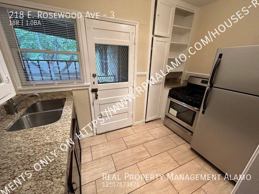 Apartment for rent at 218 E Rosewood Ave #3, San Antonio, TX 78212