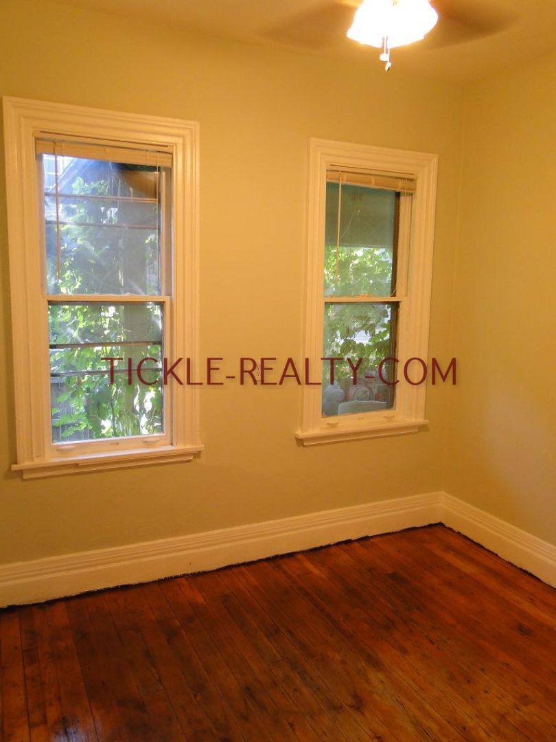 Apartment for rent at 380 Oxford St, Rochester, NY 14607