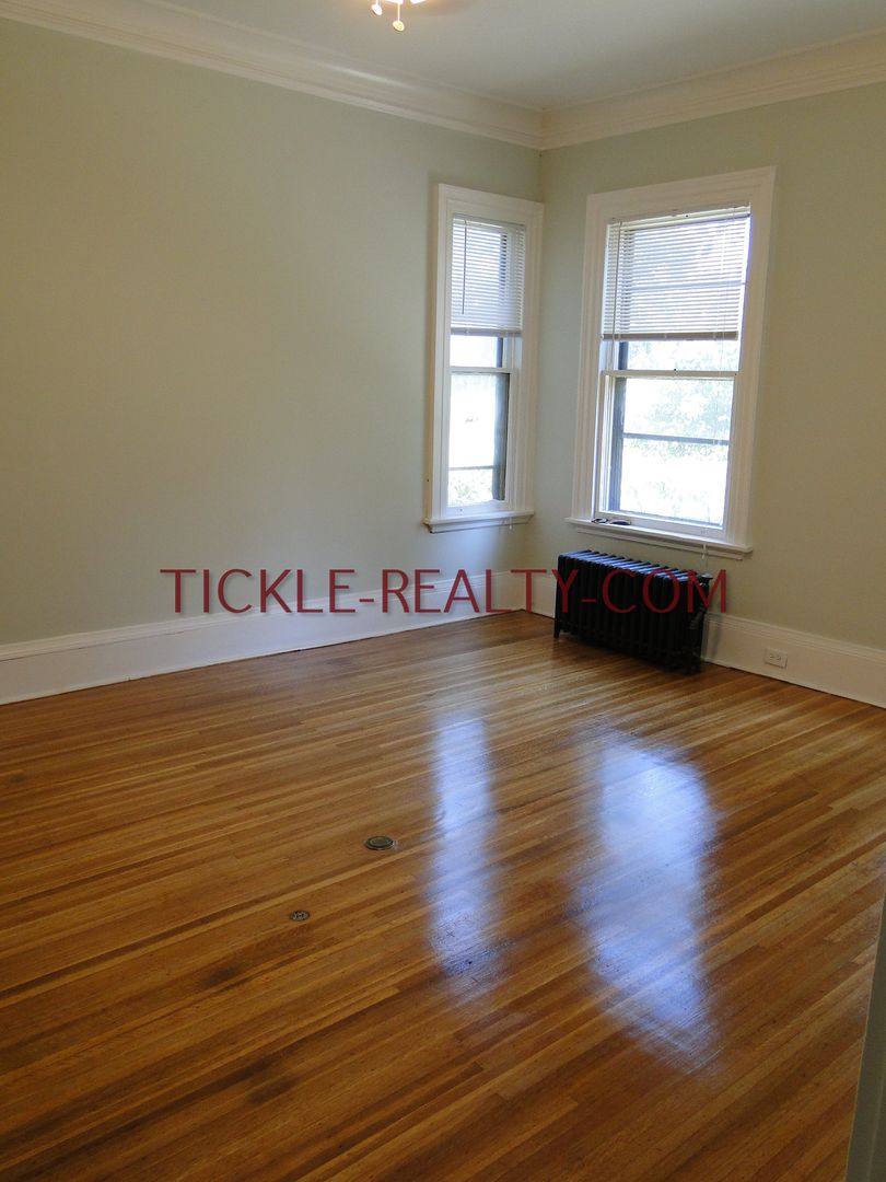 Apartment for rent at 380 Oxford St, Rochester, NY 14607