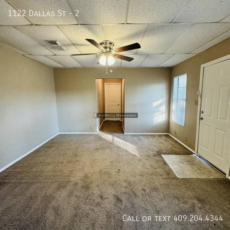 Apartment for rent at 1122 Dallas St #2, Port Neches, TX 77651