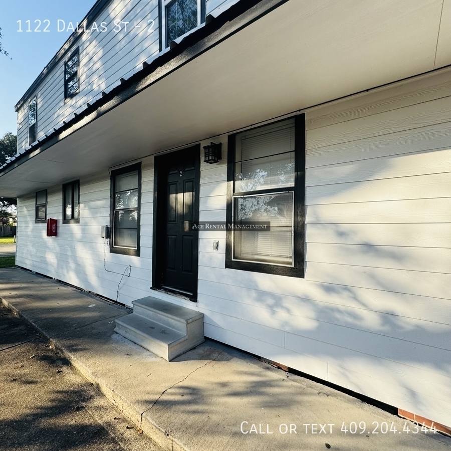 Apartment for rent at 1122 Dallas St #2, Port Neches, TX 77651