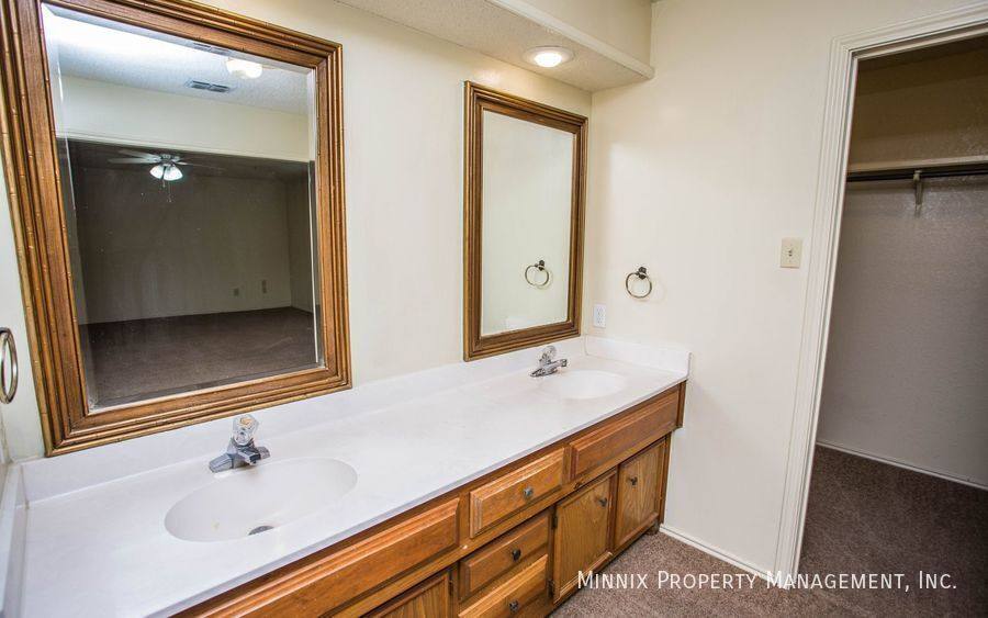 Townhouse for rent at 5807 2nd St, Lubbock, TX 79416