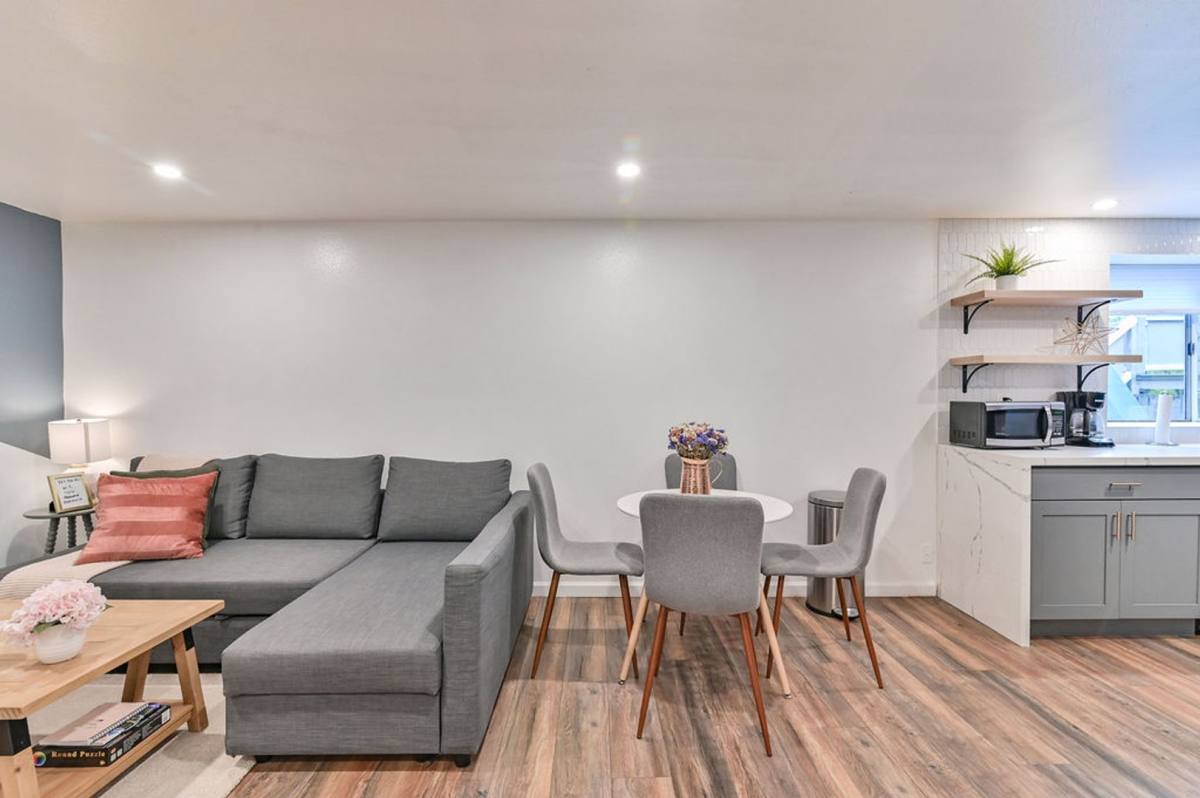 Apartment for rent at 823 Nob Hill Ave N, Seattle, WA 98109