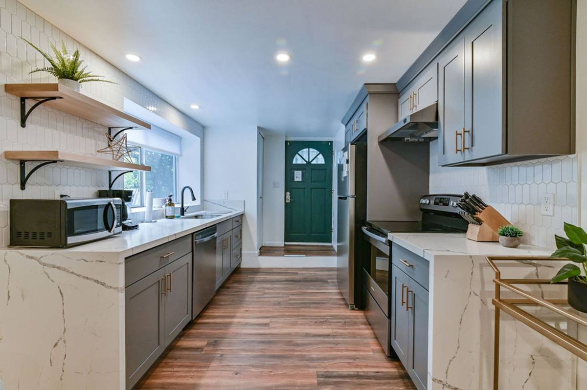 Apartment for rent at 823 Nob Hill Ave N, Seattle, WA 98109
