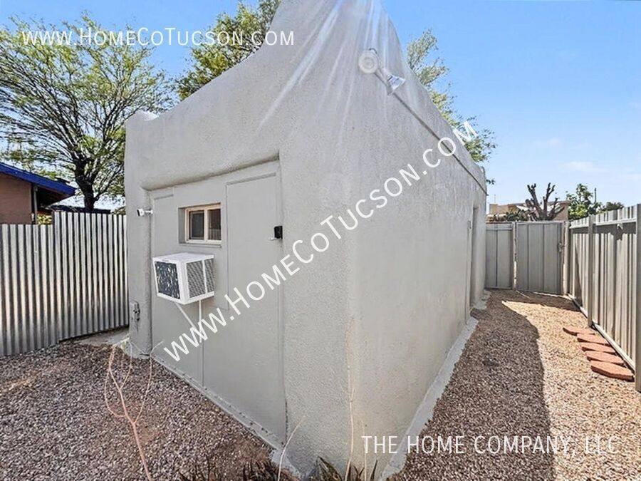 House for rent at 713 N Erin Ave, Tucson, AZ 85711