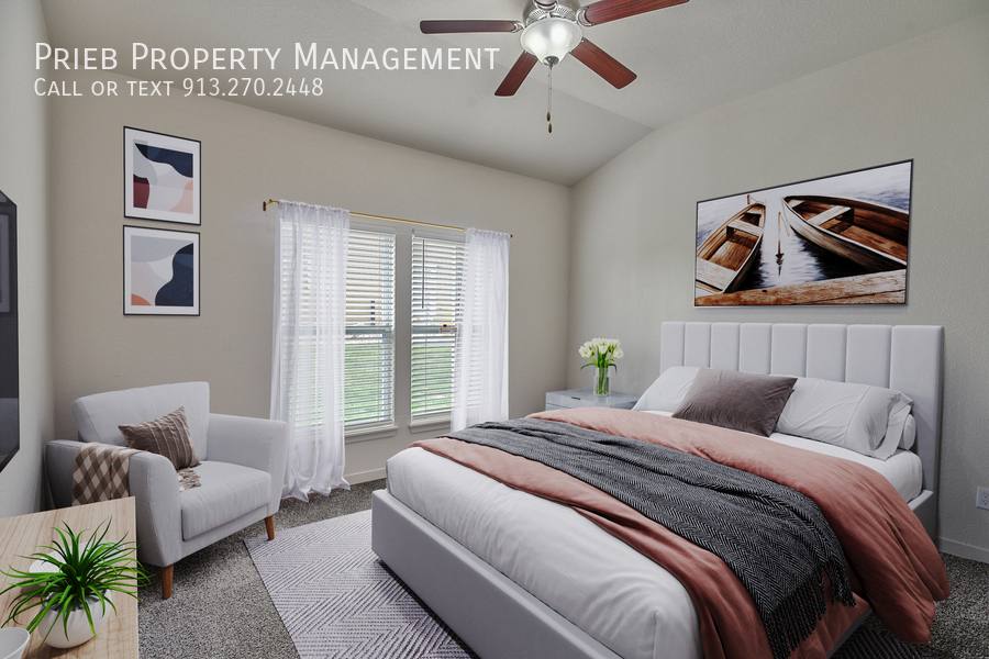 Townhouse for rent at 8957 Findley St - Exterior #BUILDING 4, Lenexa, KS 66227