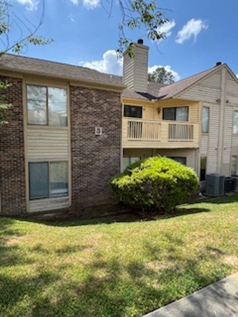 House for rent at 229 Windsor Point Rd, Columbia, SC 29223