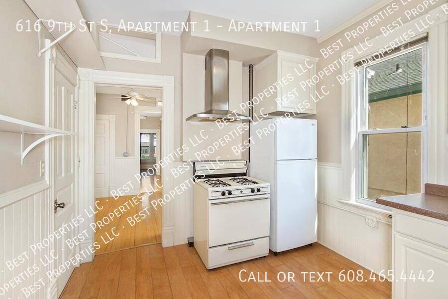 Apartment for rent at 616 9th St S #1, La Crosse, WI 54601