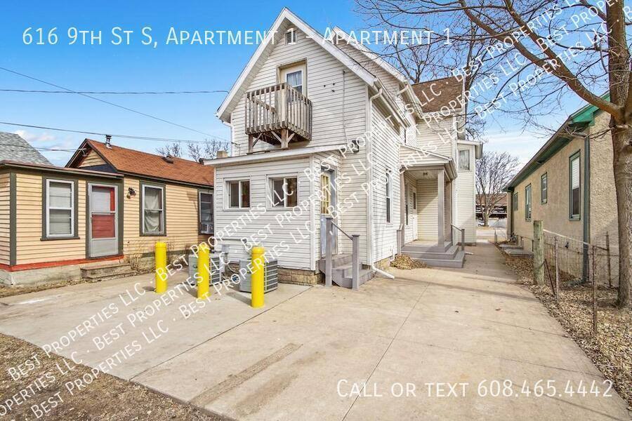 Apartment for rent at 616 9th St S #1, La Crosse, WI 54601