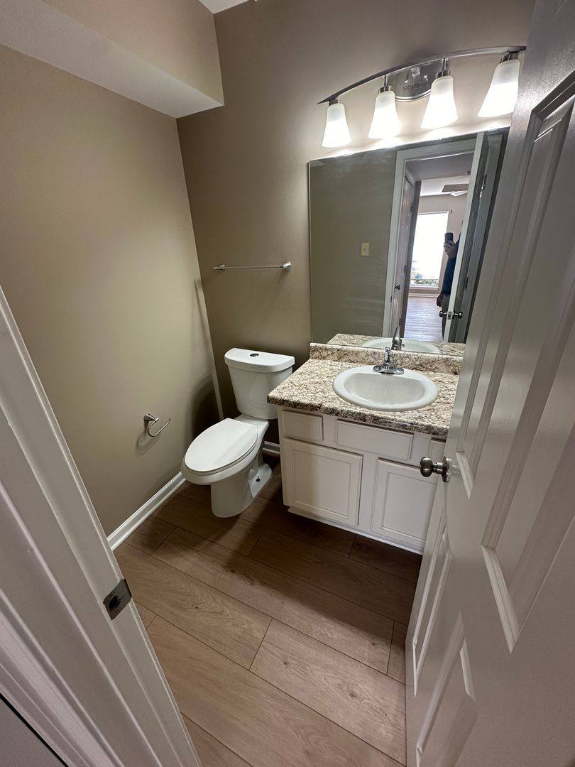Condo for rent at 6770 Enchanted Oak Place, Memphis, TN 38120