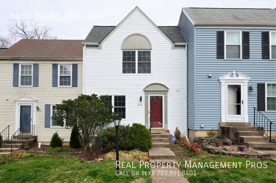 Townhouse for rent at 6634 Briarleigh Way, Alexandria, VA 22315