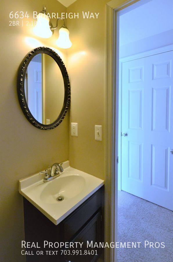 Townhouse for rent at 6634 Briarleigh Way, Alexandria, VA 22315