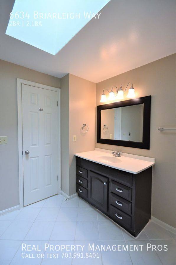Townhouse for rent at 6634 Briarleigh Way, Alexandria, VA 22315