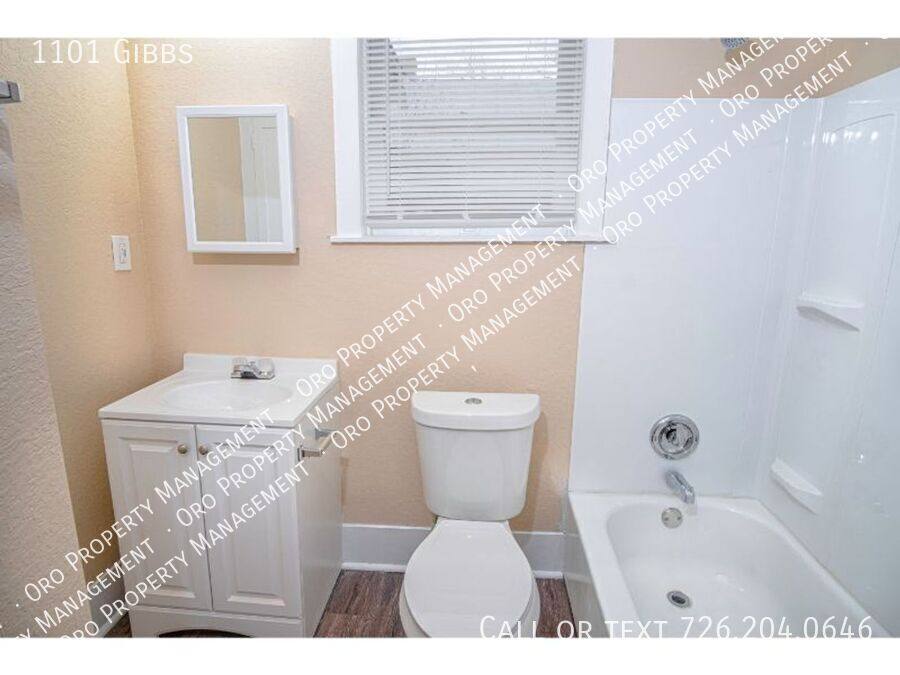 House for rent at 1101 Gibbs, San Antonio, TX 78202