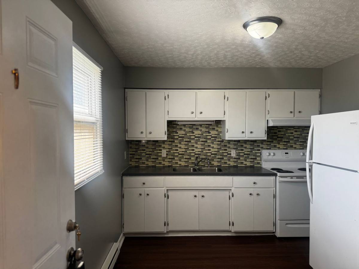 Apartment for rent at 507-509 1st St, Carterville, IL 62918