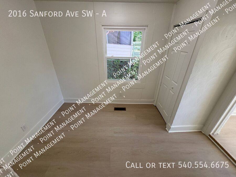 Apartment for rent at 2016 Sanford Ave SW #A, Roanoke, VA 24014