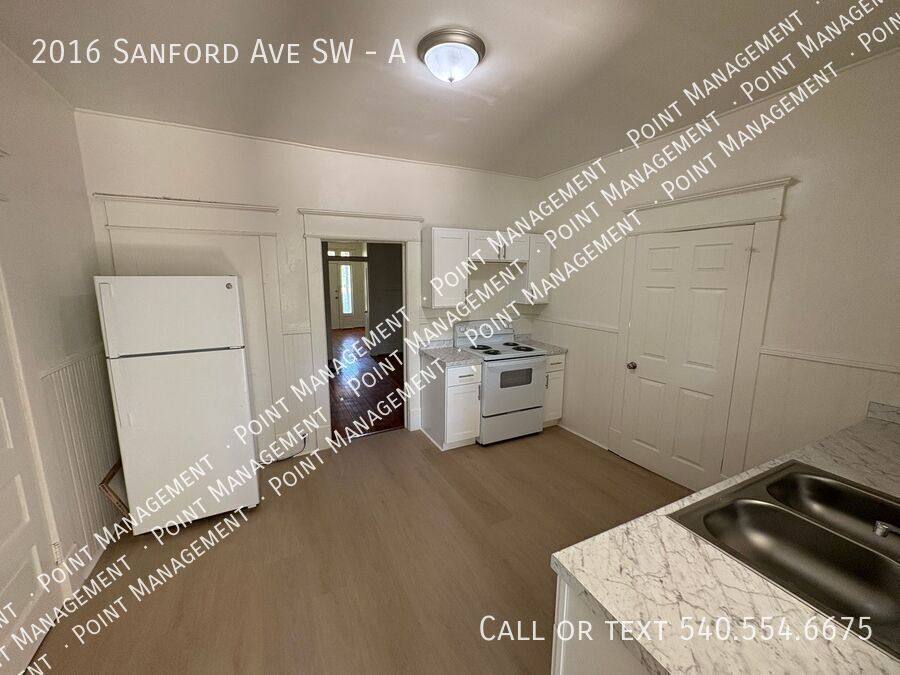 Apartment for rent at 2016 Sanford Ave SW #A, Roanoke, VA 24014