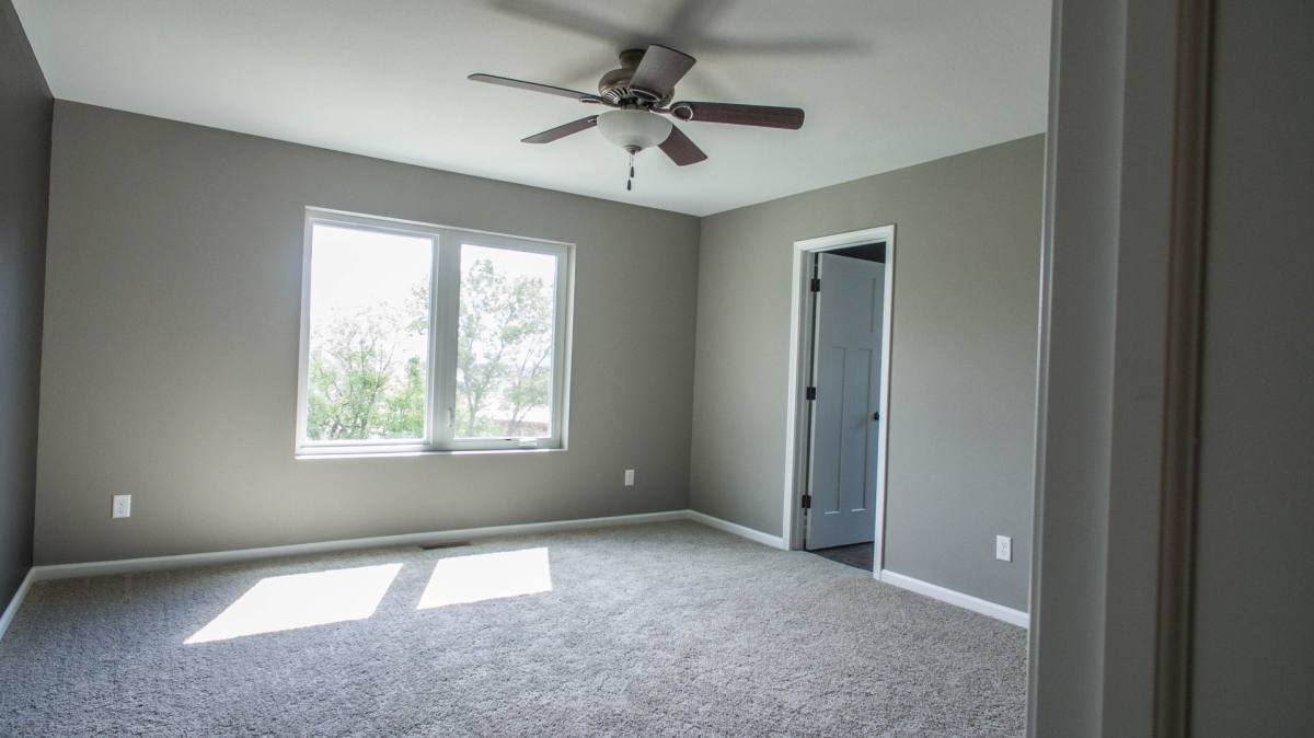 House for rent at 3926 24th St SE, Mandan, ND 58554