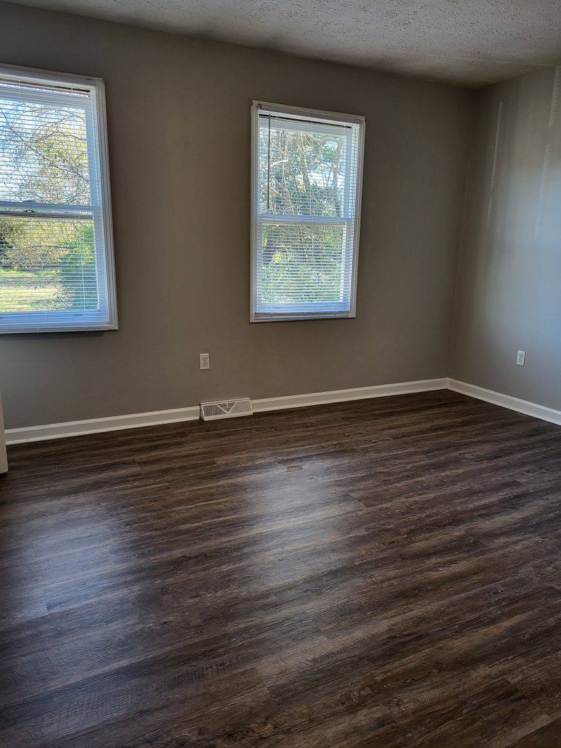 Apartment for rent at 201 Courtland Ave, Berea, KY 40403