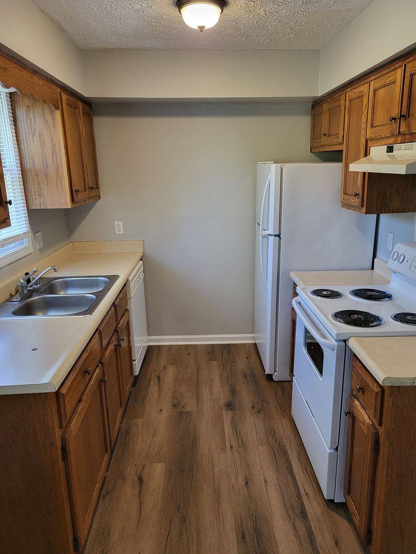 Apartment for rent at 201 Courtland Ave, Berea, KY 40403