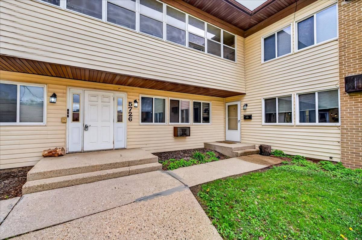 Apartment for rent at 5726 Russett Rd, Madison, WI 53711