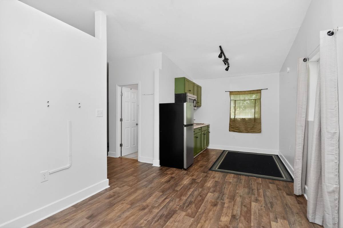 House for rent at 1954 Garibaldi Ave, Charlotte, NC 28208